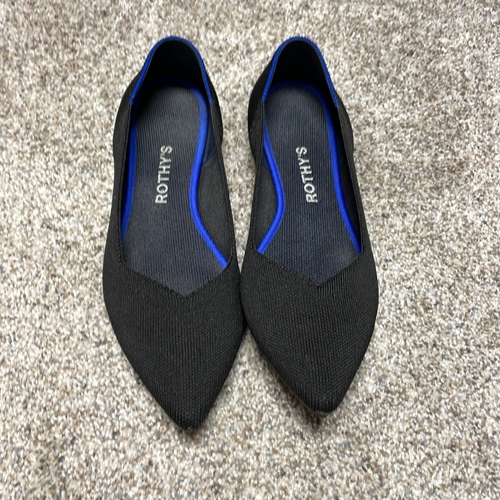 Black Rothys points